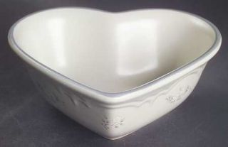 Pfaltzgraff Heirloom 6 Inch Heart Shaped Bowl, Fine China Dinnerware   Gray&Whit