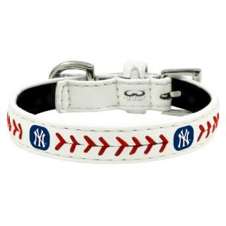 New York Yankees Classic Leather Toy Baseball Collar