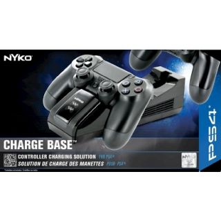 Nyko Charge Base (PlayStation 4)
