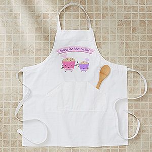 Personalized Aprons for Mom   Baking with Mommy