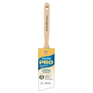 Wooster Pro 2 in. White China Bristle Angle Sash Brush 0H21320020