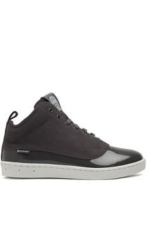 Gourmet The Dieci 2 L Sneaker in Dark Gull Gray and White