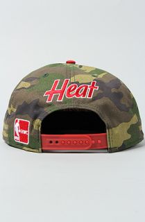 47 Brand Hats The Miami Heat Camo Backscratcher Snapback Cap in Camo