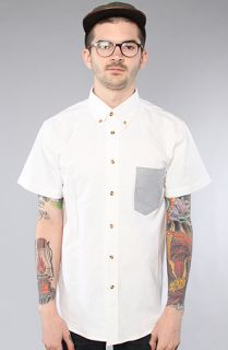 General Assembly The Short Sleeve Contrast Buttondown Shirt in White Gray