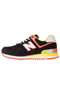 New Balance Sneaker 574 Sneaker in Black with Neon Yellow and Orange