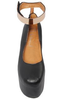 Jeffrey Campbell Shoe Gold Cuff Flatform in Black