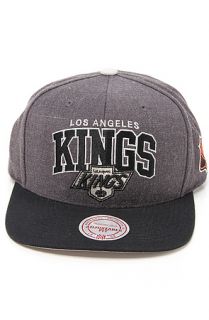 Mitchell & Ness The Los Angeles Kings Arch 2Tone Snapback Cap in Grey