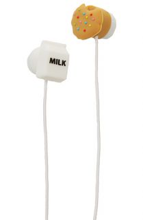 Check out these DCI ear buds and new urban accessories on to get the latest urban style trends.