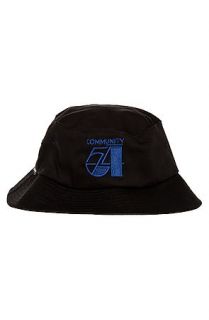 Community 54 Hat Bucket Black