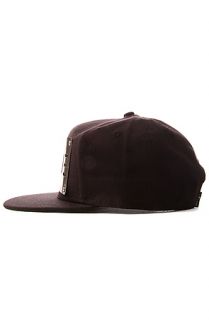 Karl Alley Snapback Vogue in Black and Silver
