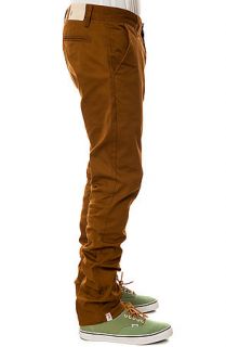 Altamont Pants Davis Slim Chino in Tobacco in Brown