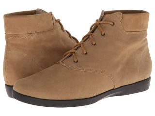 Ros Hommerson Clock Womens Lace up Boots (Brown)