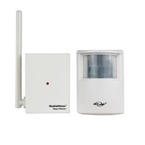 SkyLink Remote Controllable Wireless Motion Activated Light Kit SK10