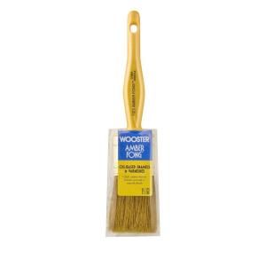 Wooster 1 1/2 in. Amber Fong Bristle Brush 0011230014