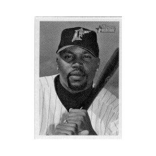 2001 Bowman Heritage #91 Cliff Floyd Sports Collectibles