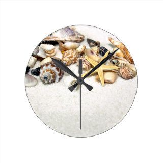 Seashells Clock