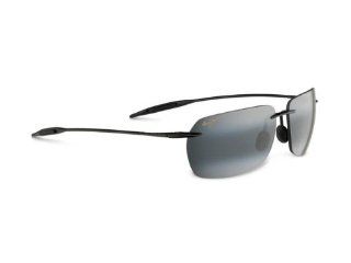 Maui Jim Grey Banzai Black Sunglasses 425 02 with Case New  Sports & Outdoors
