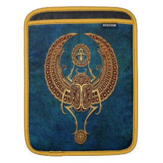 Winged Egyptian Scarab Beetle with Ankh   blue Sleeve For iPads