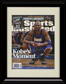 Framed Kobe Bryant Sports Illustrated Autograph Print   Los Angeles Lakers Championship   6/22/2009  Sports Fan Prints And Posters  Sports & Outdoors