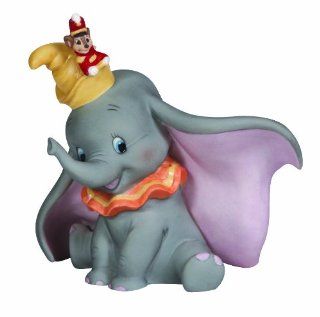 Precious Moments Disney Showcase Disney Dumbo Figurine   Collectible Figurines