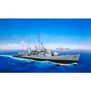 USS The Sullivans DD537 Destroyer 1/350 Trumpeter Toys & Games