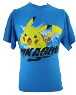 Pokemon (Classic Game) Mens T Shirt   Pikachu Launching Attack on Blue Clothing