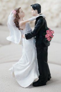 Vintage Wedding Couple Bride & Groom Embracing Decor Figurine Statue (Small Size)   Collectible Figurines