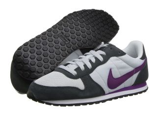Nike Genicco Womens Shoes (Gray)