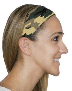 SVF Headbands (Green Camouflage, One Size )  Athletic Socks  Sports & Outdoors