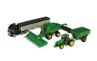 Ertl John Deere Harvesting Set, 164 Scale Toys & Games