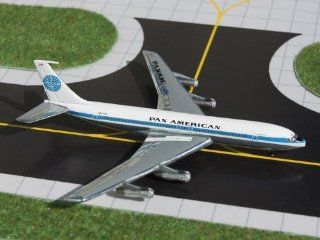 Gemini Jets Pan American B707 320B C Model Airplane 