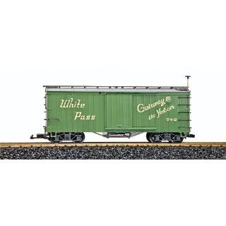 LGB G Scale Boxcar   White Pass And Yukon #742 Toys & Games