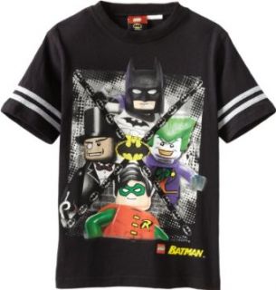 Warner Bros. Boys 8 20 Batman Lego Short Sleeve Tee, Black, 8 Clothing