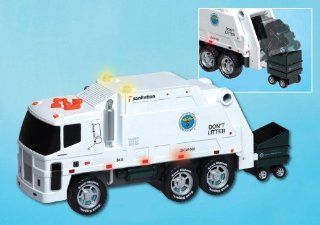 Daron NYC Motorized Sanitation Truck Toys & Games