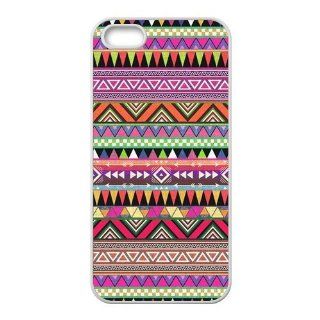CASEDY DESIGN in Popular TRIANGLE & Tribal Pattern iphone 5 case in color white Cell Phones & Accessories