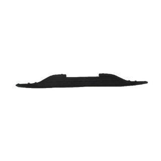 99 07 CHEVY SILVERADO (07 CLASSIC ONLY) / 99 07 GMC SIERRA (07 CLASSIC ONLY) / 00 06 SUBURBAN / 00 06 TAHOE / 00 06 YUKON / 02 06 AVALANCHE (WITHOUT BODY CLADDING) REAR BUMPER CENTER PAD Automotive