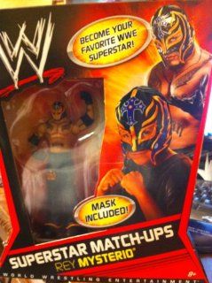 WWE Superstar Match Ups Rey Mysterio   2011 Toys & Games