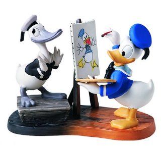 Walt Disney Classics ** Donald Duck Then & Now ** 4004838   Collectible Figurines