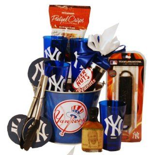 New York Yankees Tailgating Gift Basket  Gourmet Coffee Gifts  Grocery & Gourmet Food