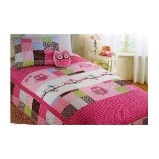 Maggie and Zoe Spring Owl Applique Twin Quilt  
