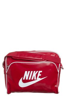 Nike Sportswear   HERITAGE   Shoulder Bag   red