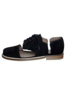 Minimarket   CUT OUT   Lace ups   black