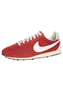 Nike Sportswear   MONTREAL RACER   Trainers   red