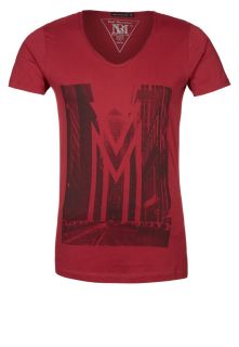 Best Mountain   Print T shirt   red