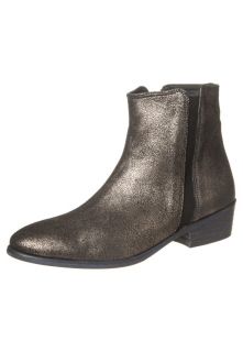 Serafini   CHLOÉ   Boots   gold