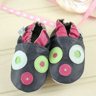circle soft leather baby shoes by snuggle feet