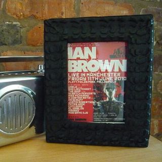 recycled tyre picture frame by tread