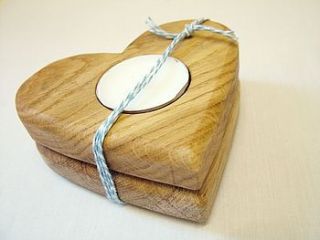 oak heart tea light holder by the gift box