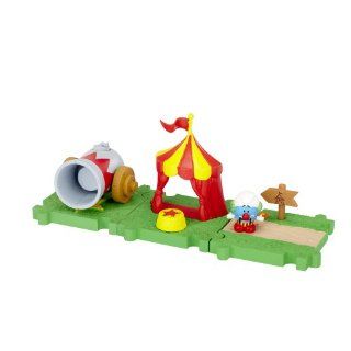 SMURFS 2 Micro Figure Starter Pack Circus Smurf Tent Toys & Games
