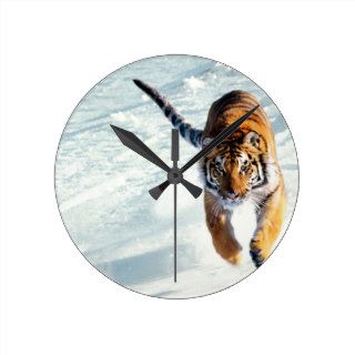 Tiger The Siege Siberian Round Wallclock